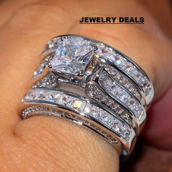 PRINCESS CUT BRIDAL WEDDING RING - Picture 2 of 2